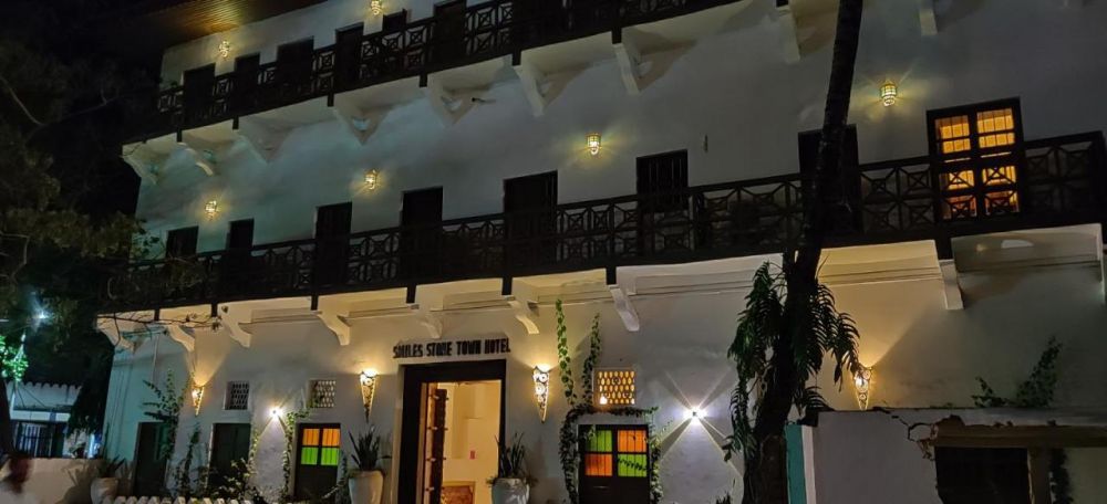 Smiles Stone Town Hotel 3*