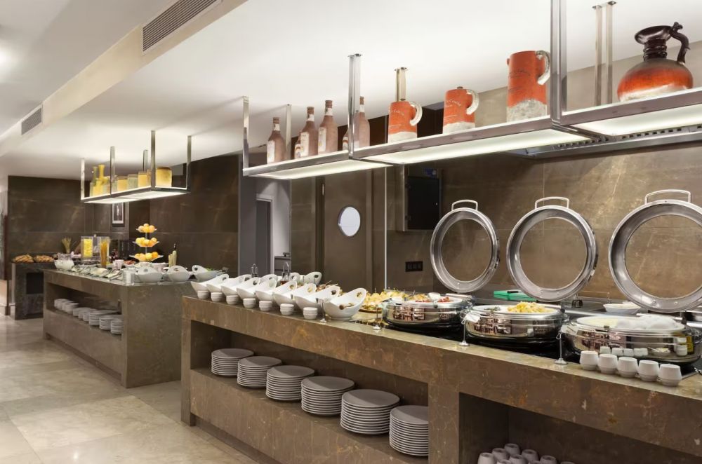 Ramada By Wyndham Istanbul Grand Bazaar 4*