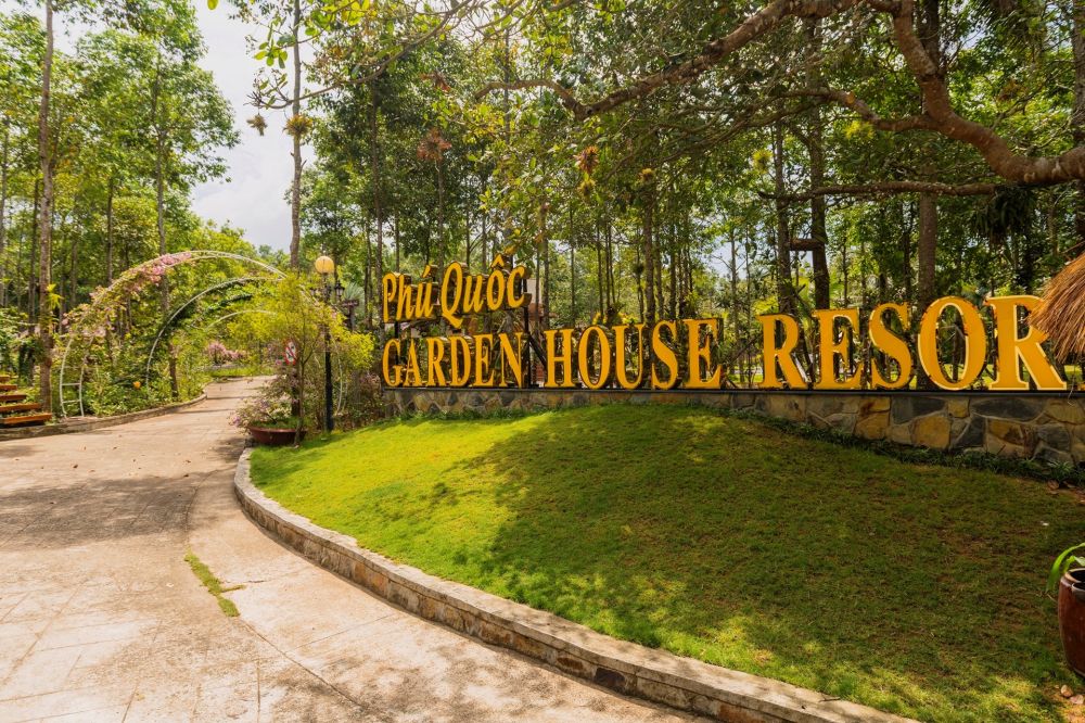 The Garden House Phu Quoc Resort 3*