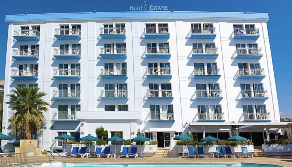 Blue Crane Hotel Apts 3*