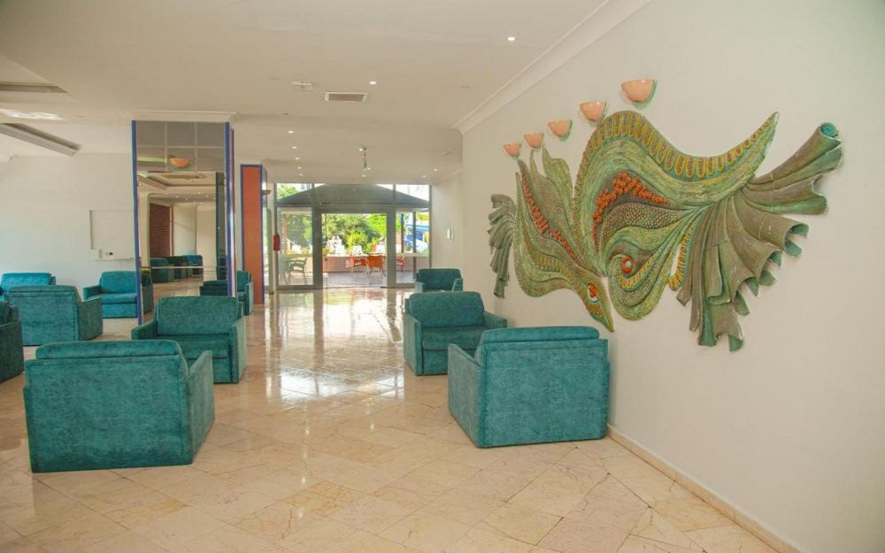 Grand Bahama Beach Hotel 3*