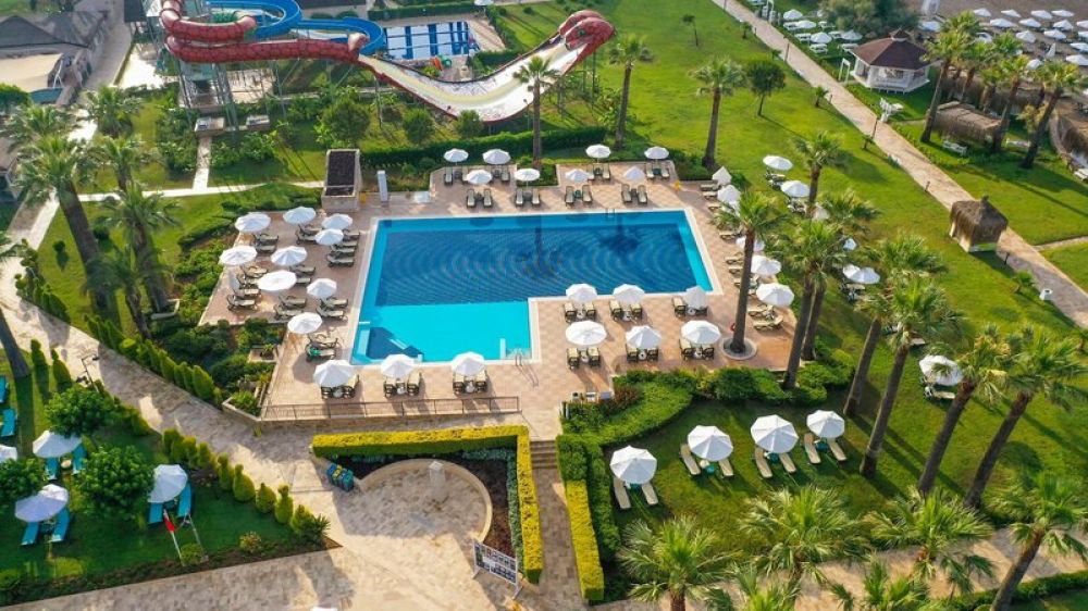 Crystal Tat Beach Golf Resort & Spa 5*