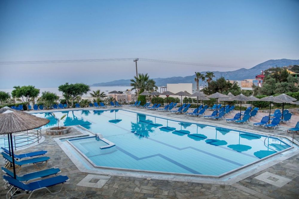 Semiramis Village Hotel 4*