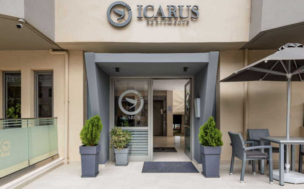 Icarus Suites & Apartments 3*