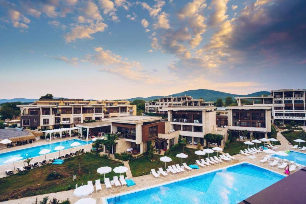 Apolonia Resort 4*