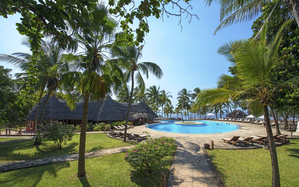 Sandies Tropical Village 4*