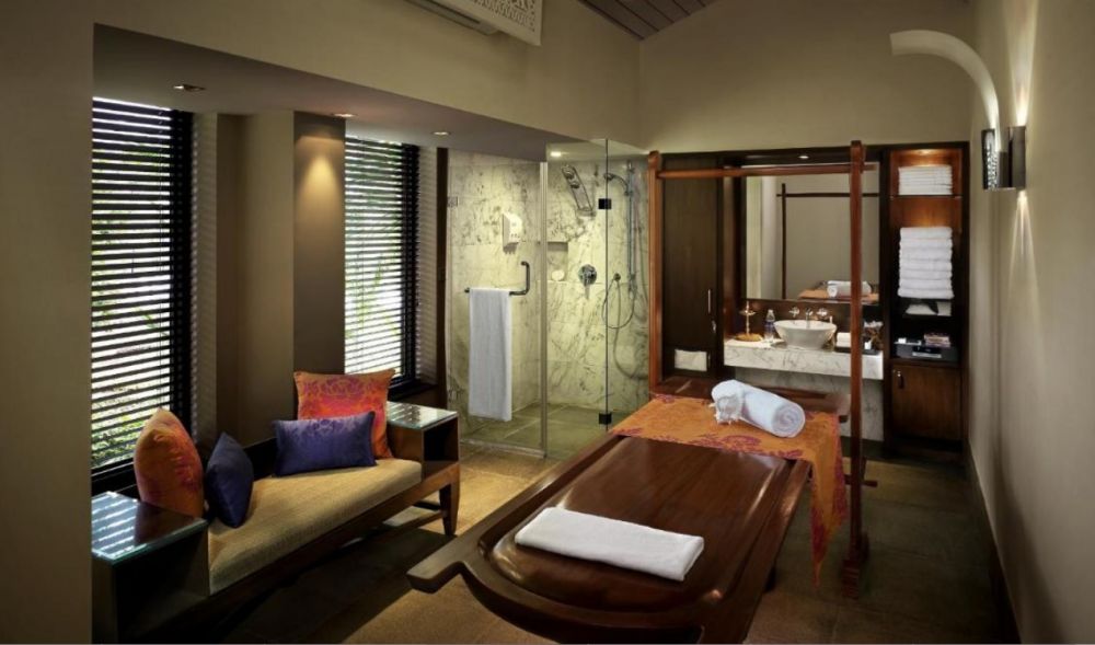 Leela Raviz Kovalam 5*