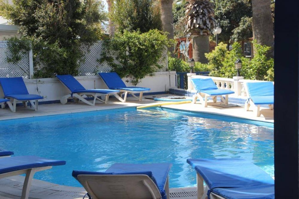 Moonlight Beach Hotel 3*