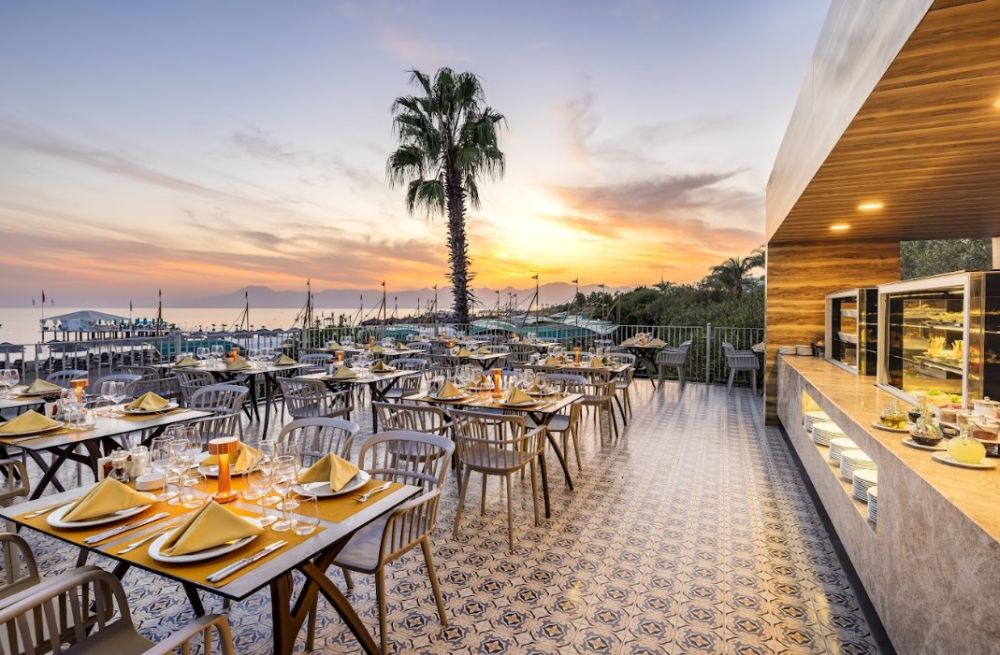 Concorde De Luxe Resort 5*