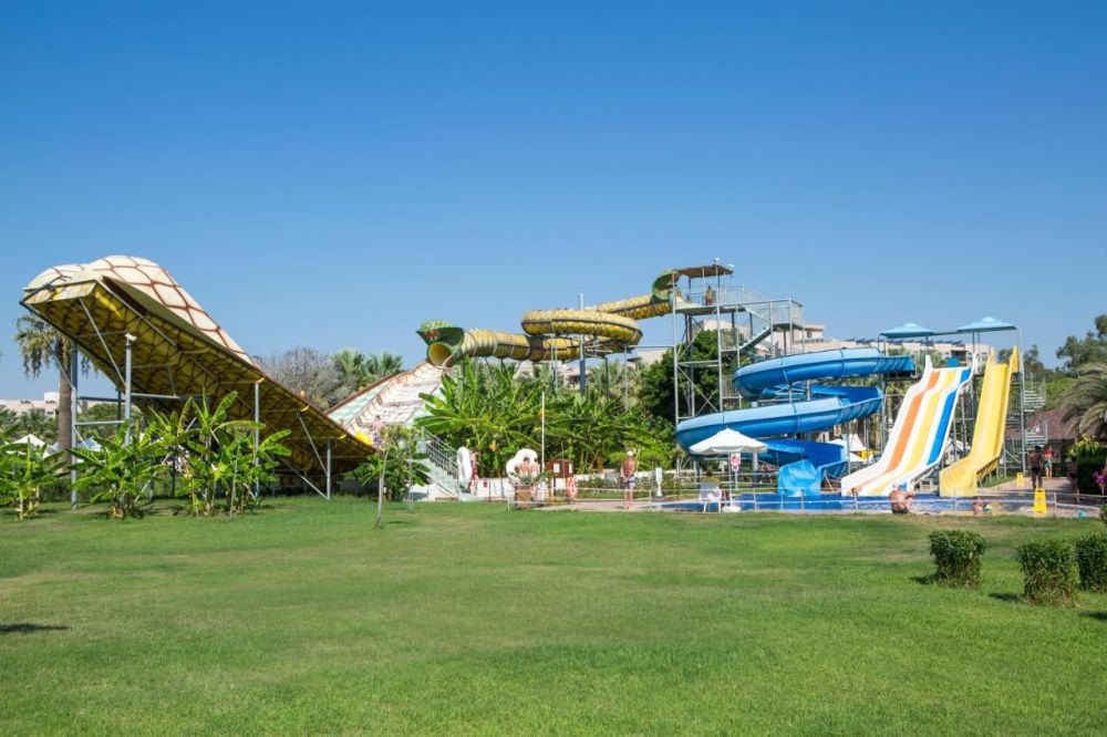 Crystal Tat Beach Golf Resort & Spa 5*