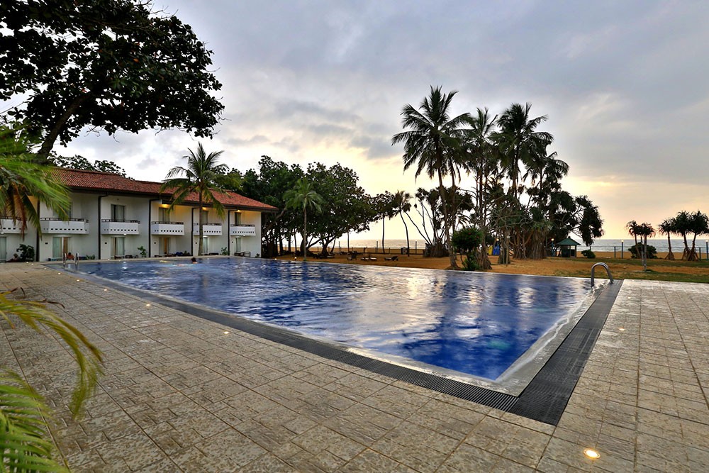 Hibiscus Beach Hotel 4*