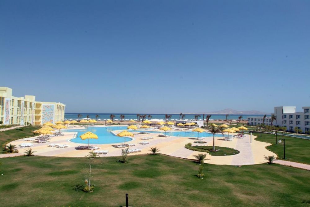 Amarina Sun Resort & Aqua Park (ex. Raouf) 4*