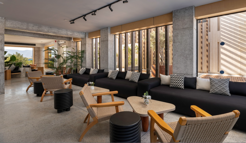 Creek Hotel 4*