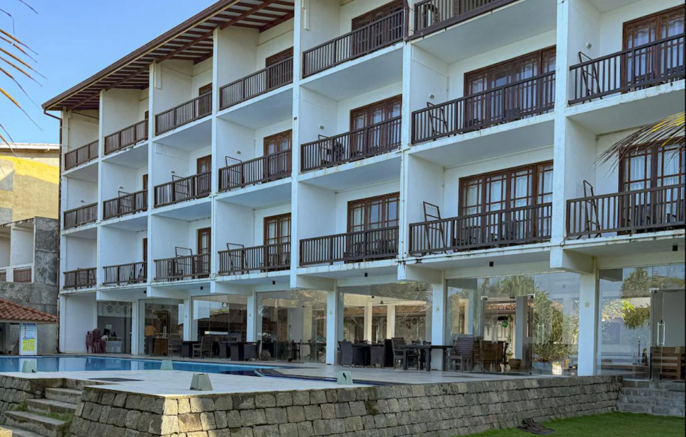 Serendib Beach Hotel 3*