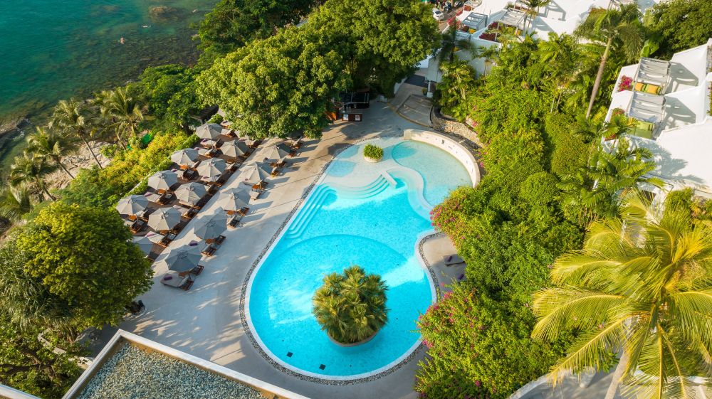 The Nai Harn Phuket 5*