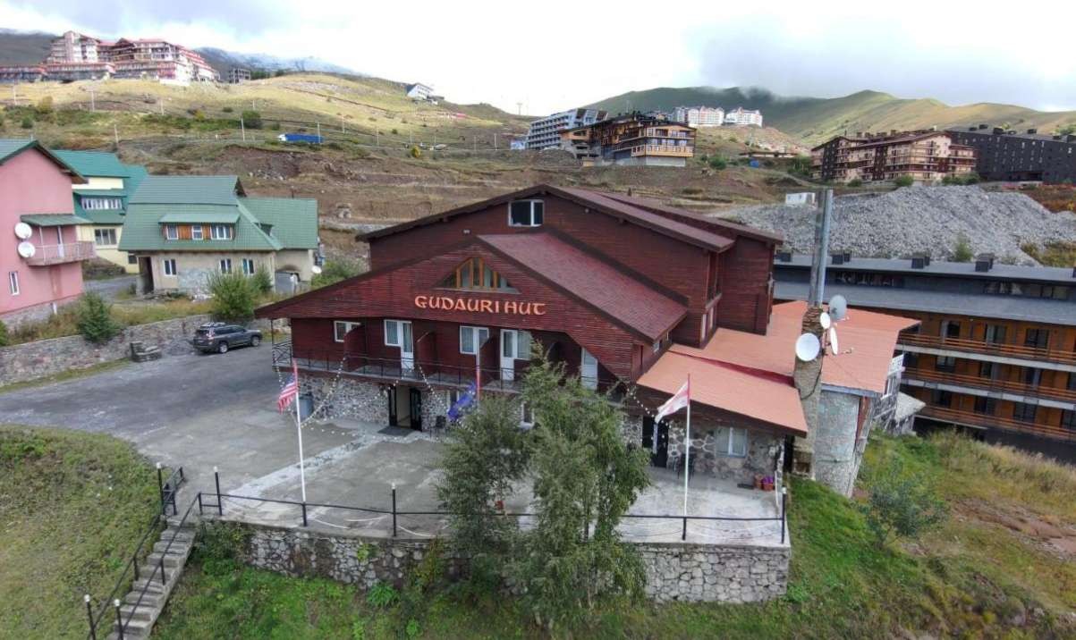 Gudauri Hut 3*