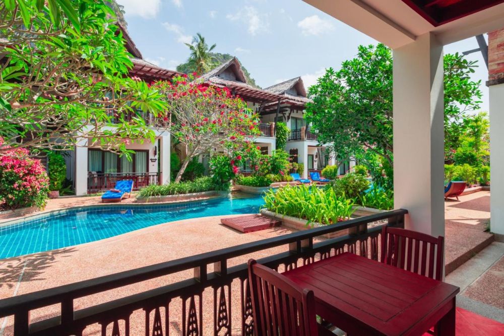 Railay Village Resort & SPA 3*