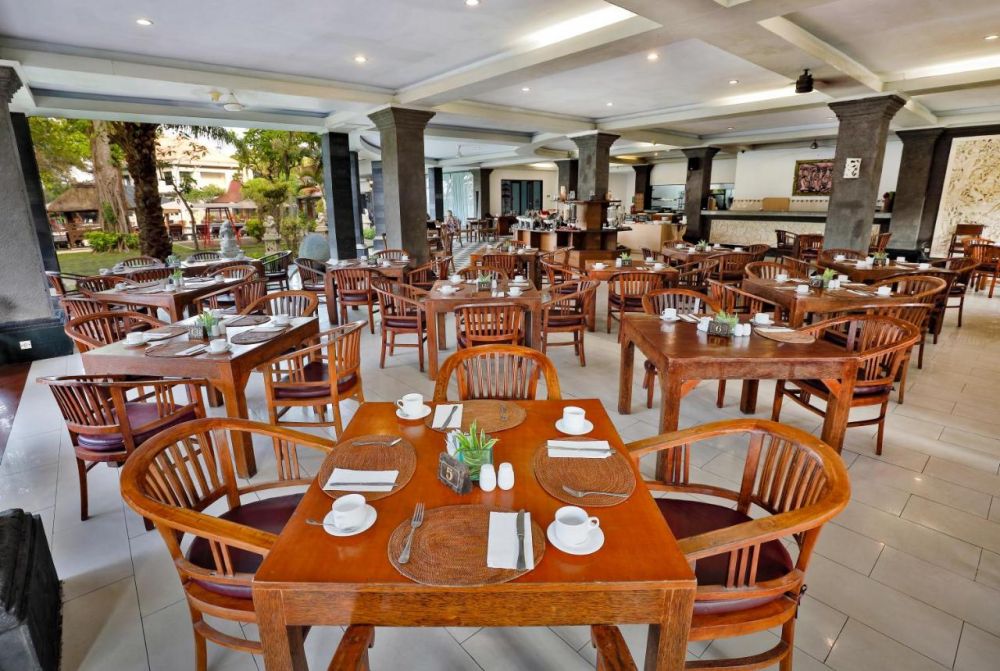 Puri Saron Hotel Seminyak 4*