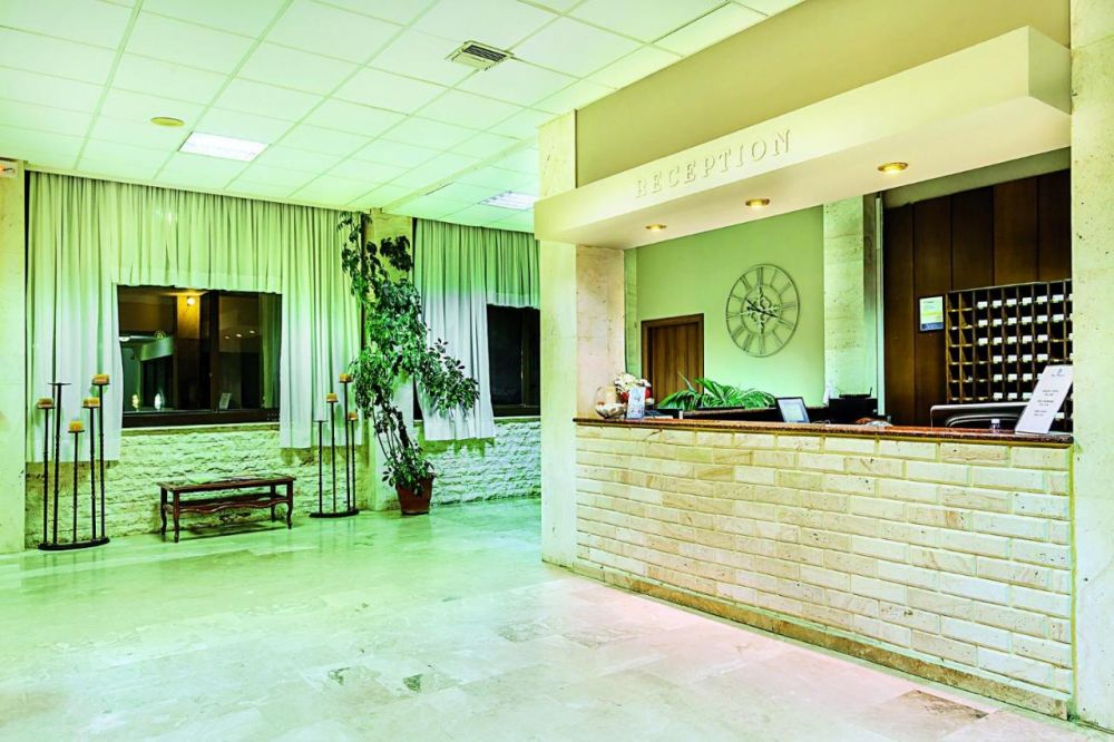 Xenios Theoxenia Hotel 4*