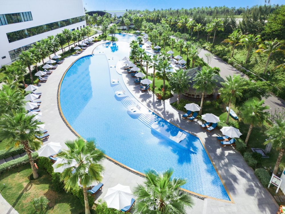 Selectum Noa Resort Cam Ranh 5*