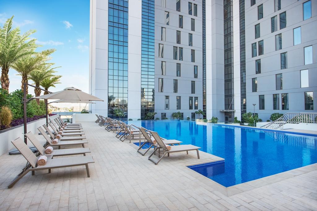 Hampton by Hilton Dubai Airport 3*