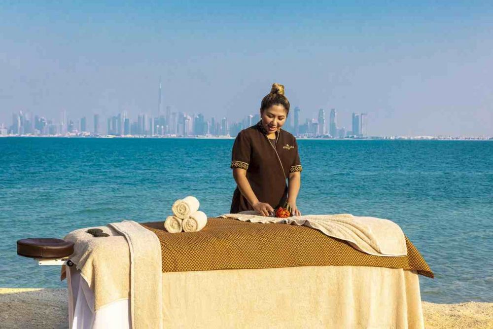 Anantara World Island Dubai Resort 5*