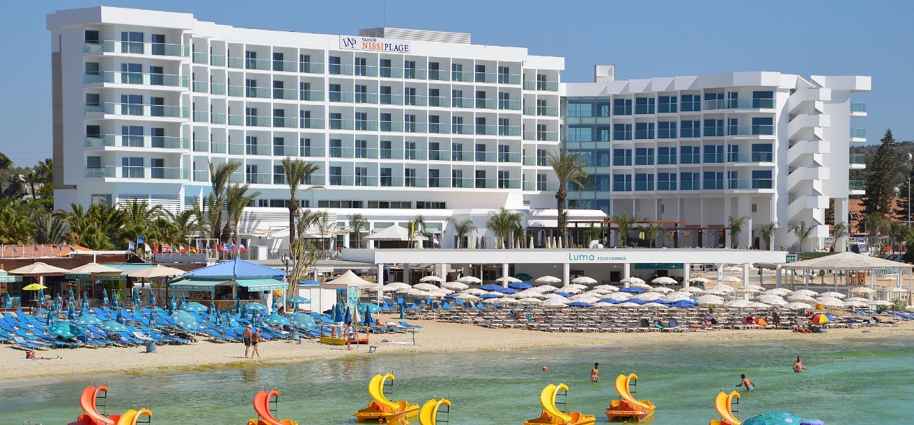 Vassos Nissi Plage Hotel 4*