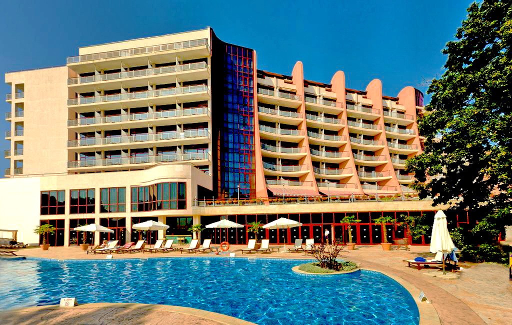 Apollo Golden Sands (ex. Doubletree by Hilton) 4*