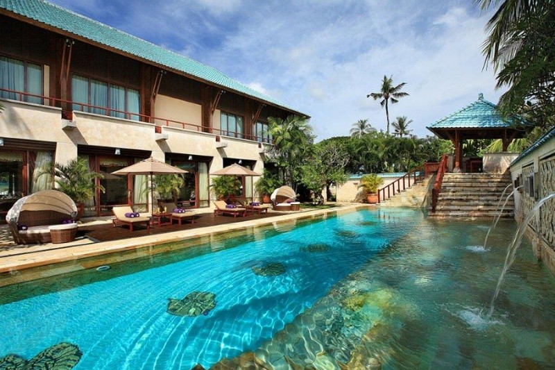 Nusa Dua Beach Hotel 5*