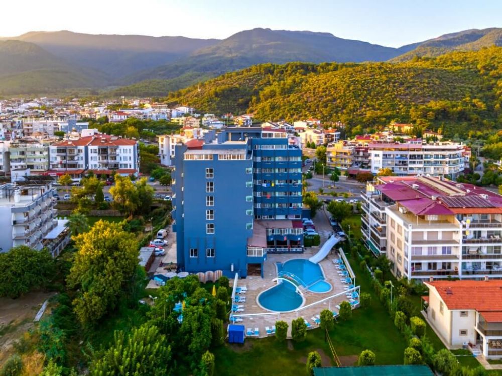 Hotel Green Gold 4*