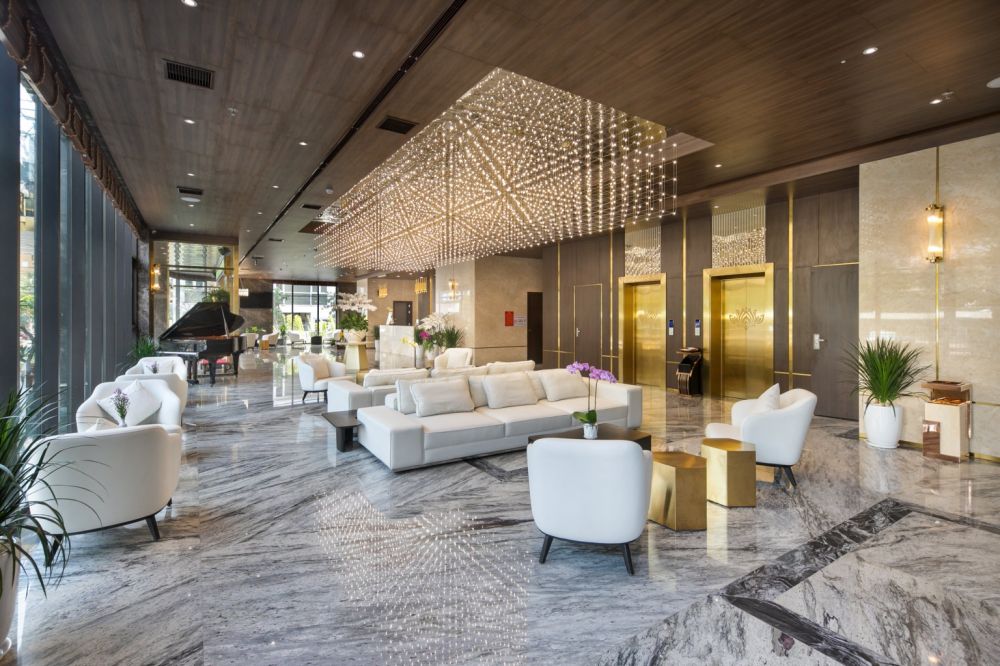 Golden Lotus Grand Hotel 4*