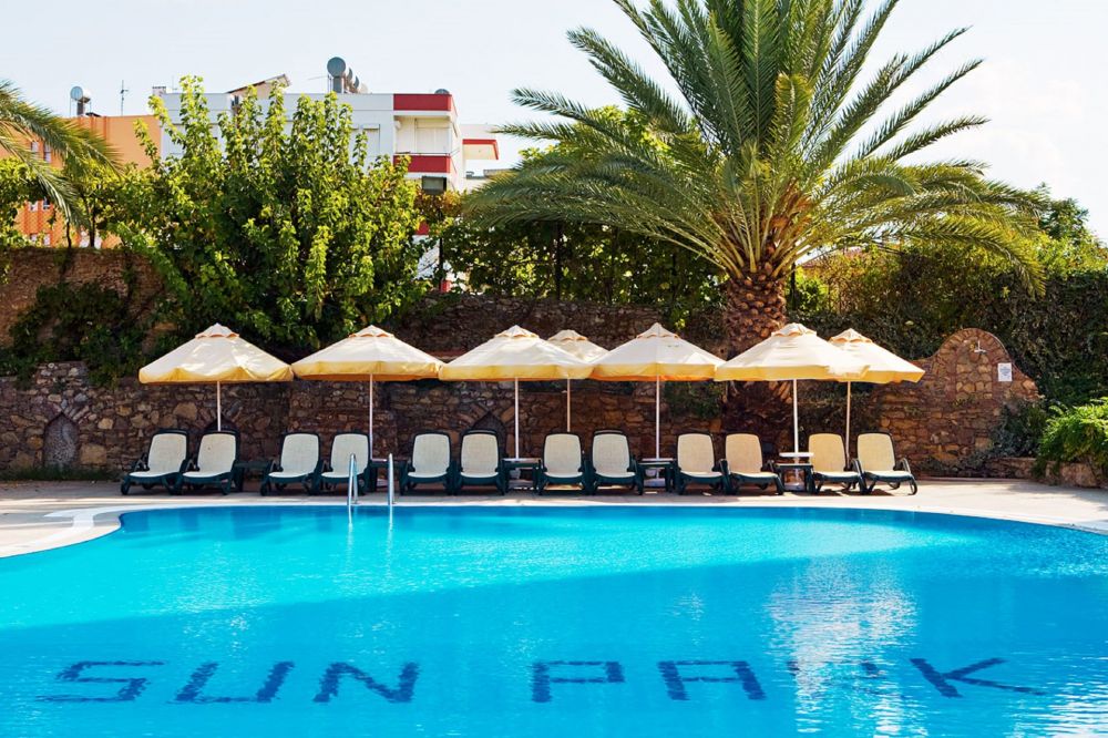 Sunpark Garden Hotel 4*