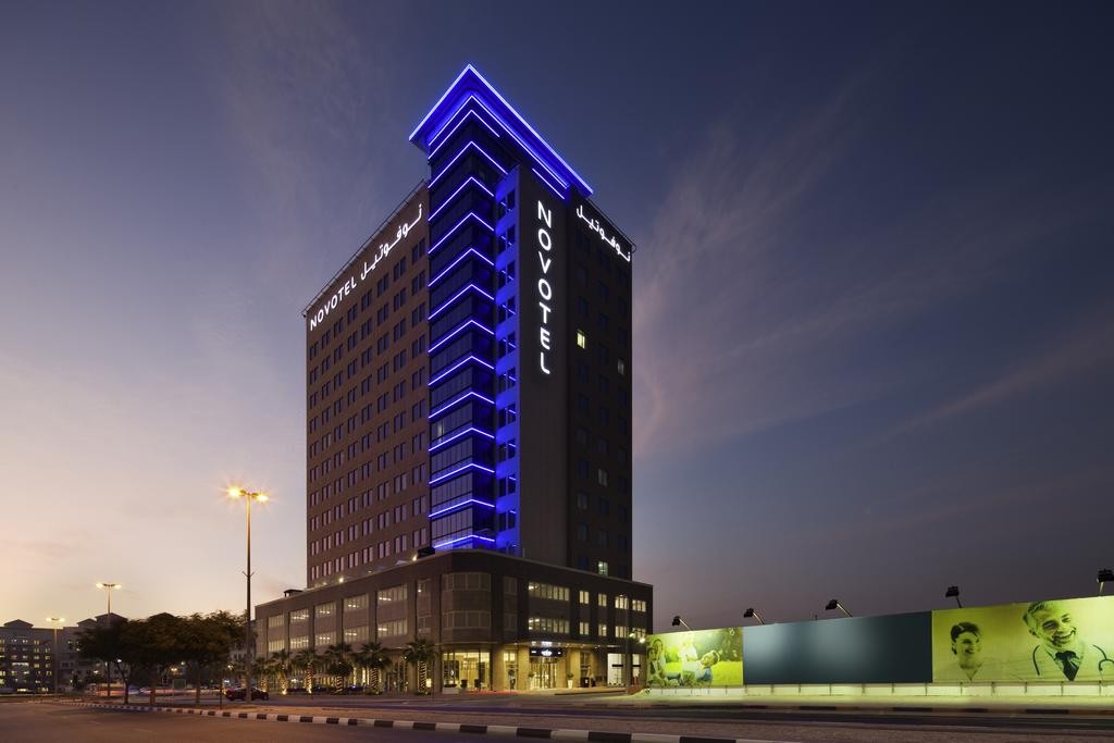 Novotel Bur Dubai 4*