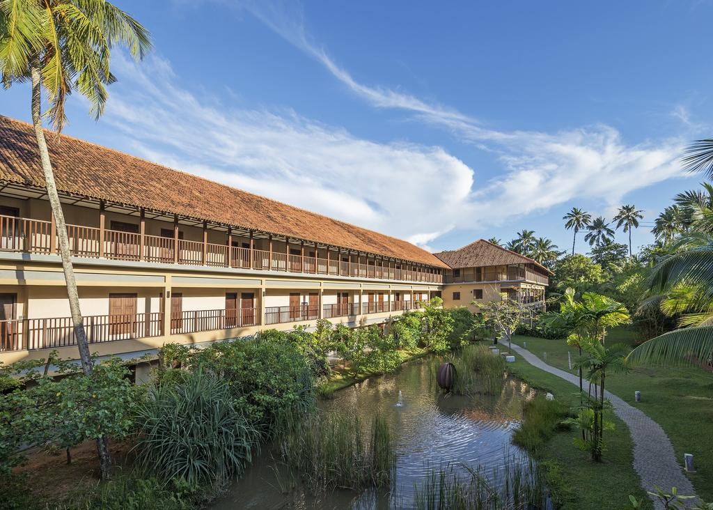 Anantara Kalutara 5*