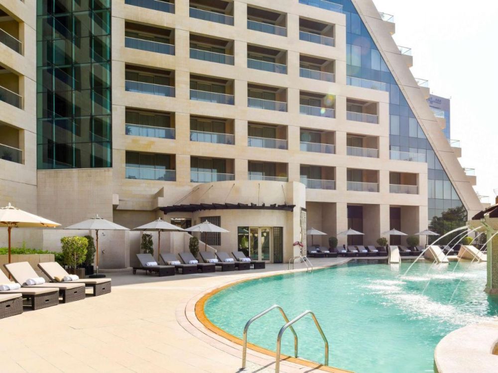 Raffles Dubai 5*