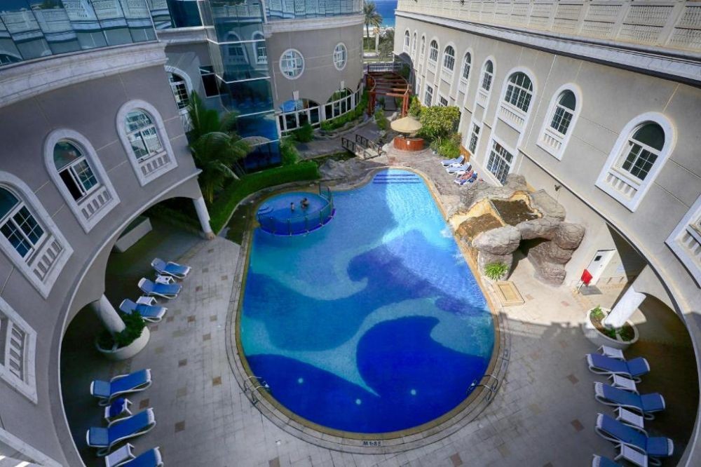 Sharjah Premiere Hotel & Resort 3*