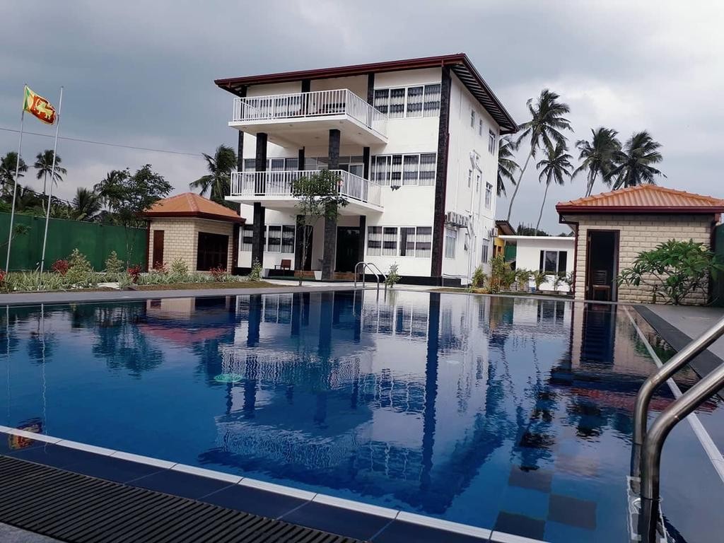 Blue Beach Villa Wadduwa 3*