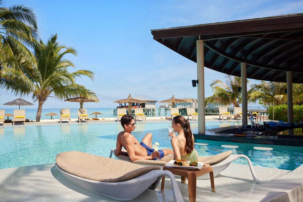 Centara Ras Fushi Resort | Adults Only 18+ 4*