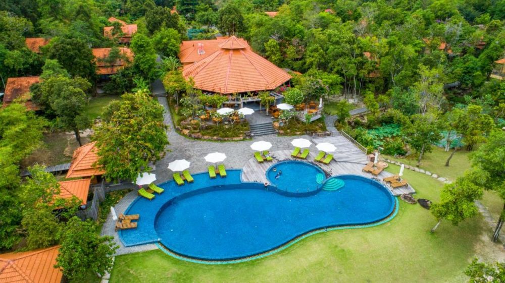 Green Bay Phu Quoc Resort & Spa 4*