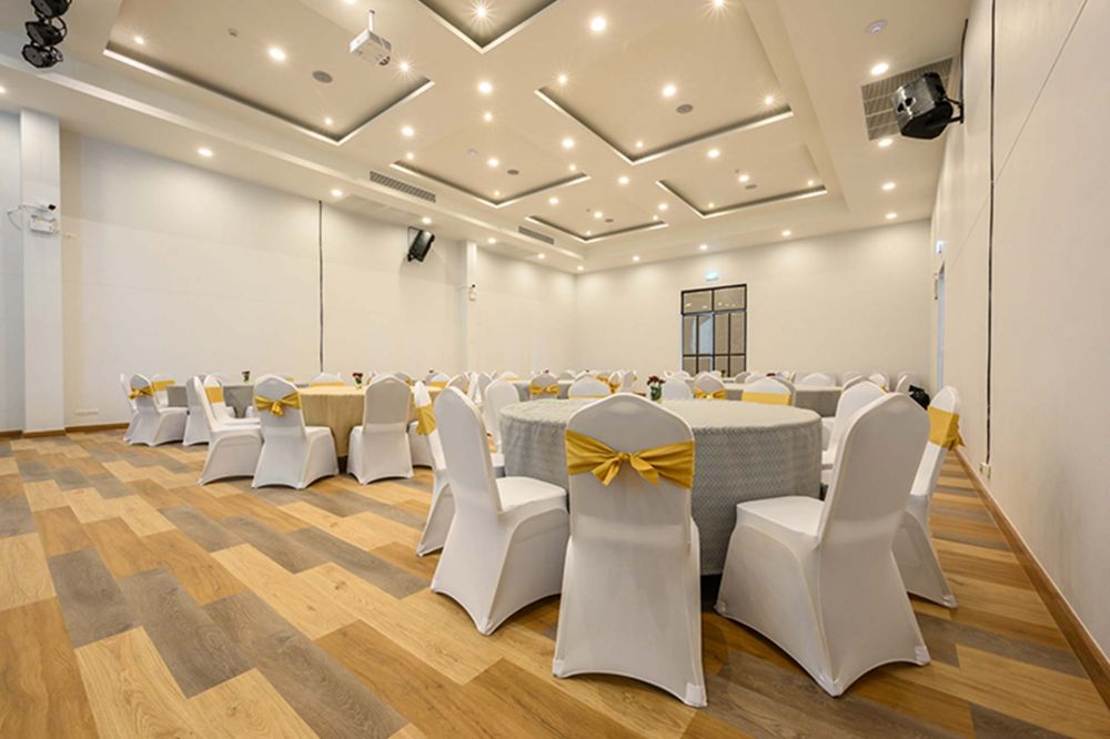 Tour De Phuket Hotel 4*