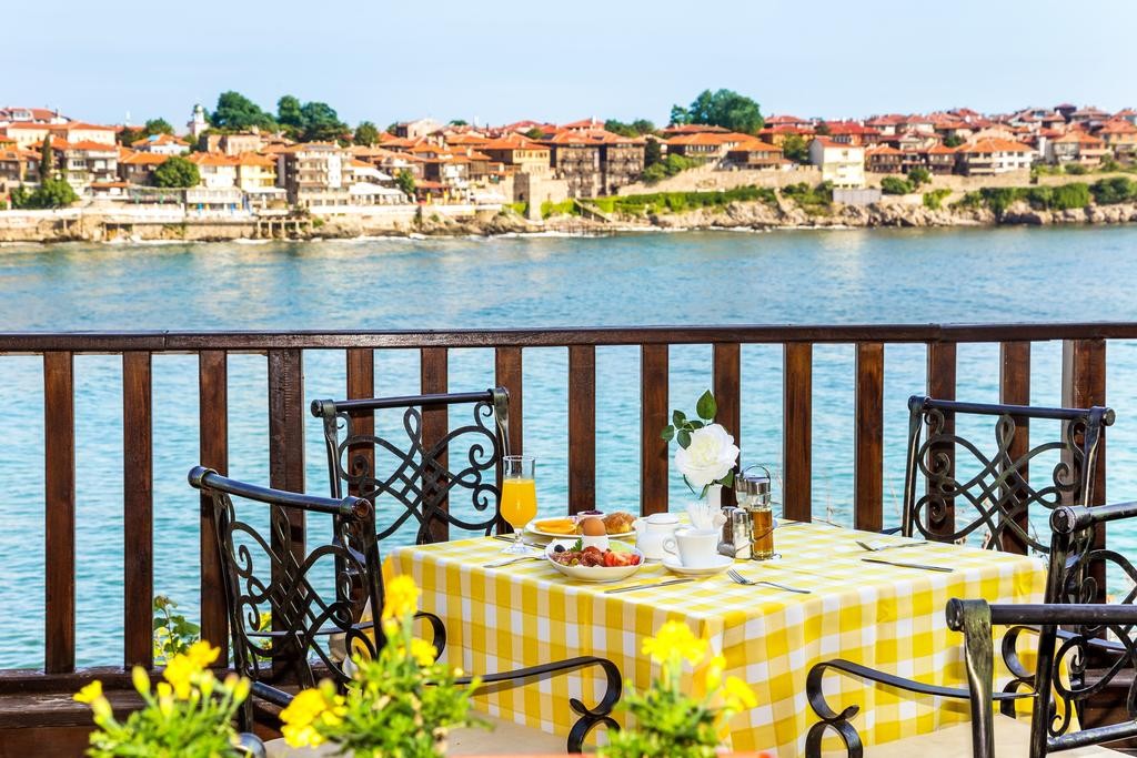 Coral Sozopol 3*