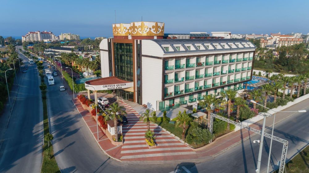 Orfeus Queen Hotel 4*