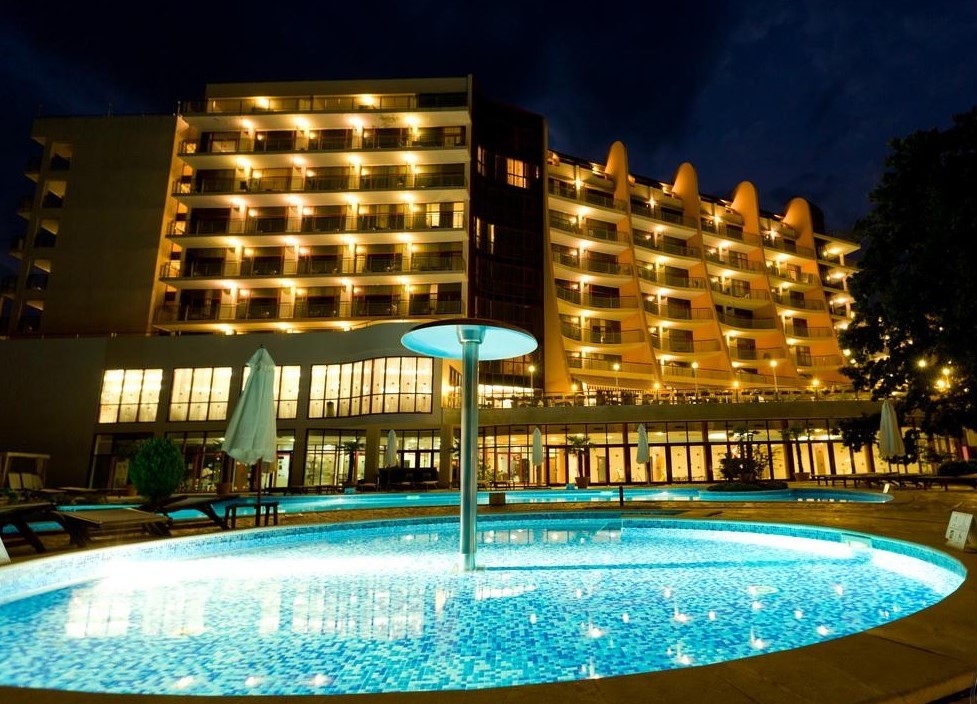 Apollo Golden Sands (ex. Doubletree by Hilton) 4*