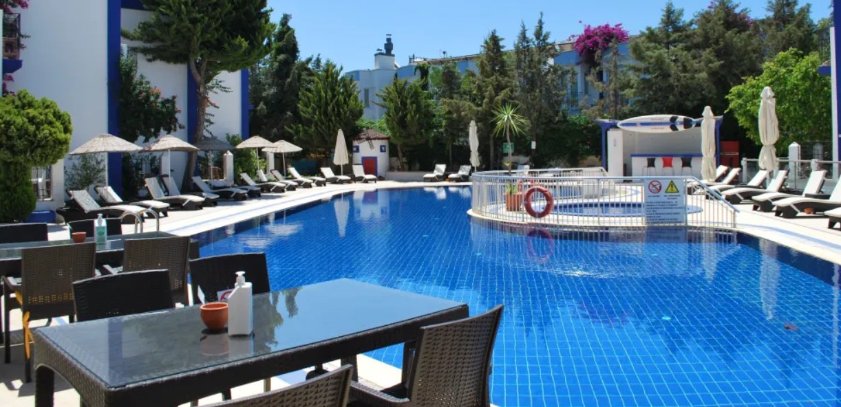 Serpina Hotel 4*