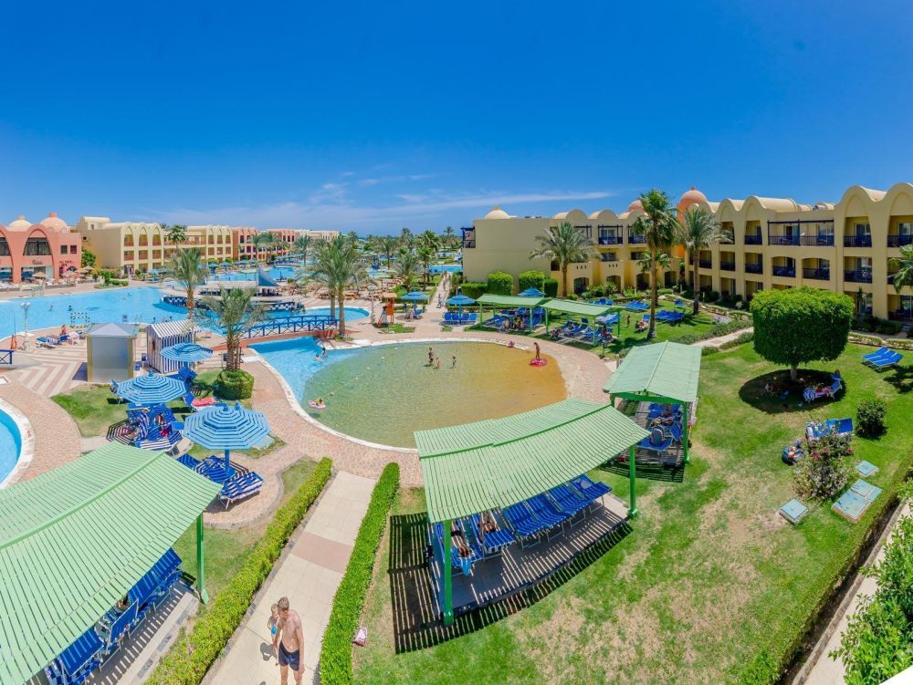 Titanic Beach Resort & Aquapark 5*