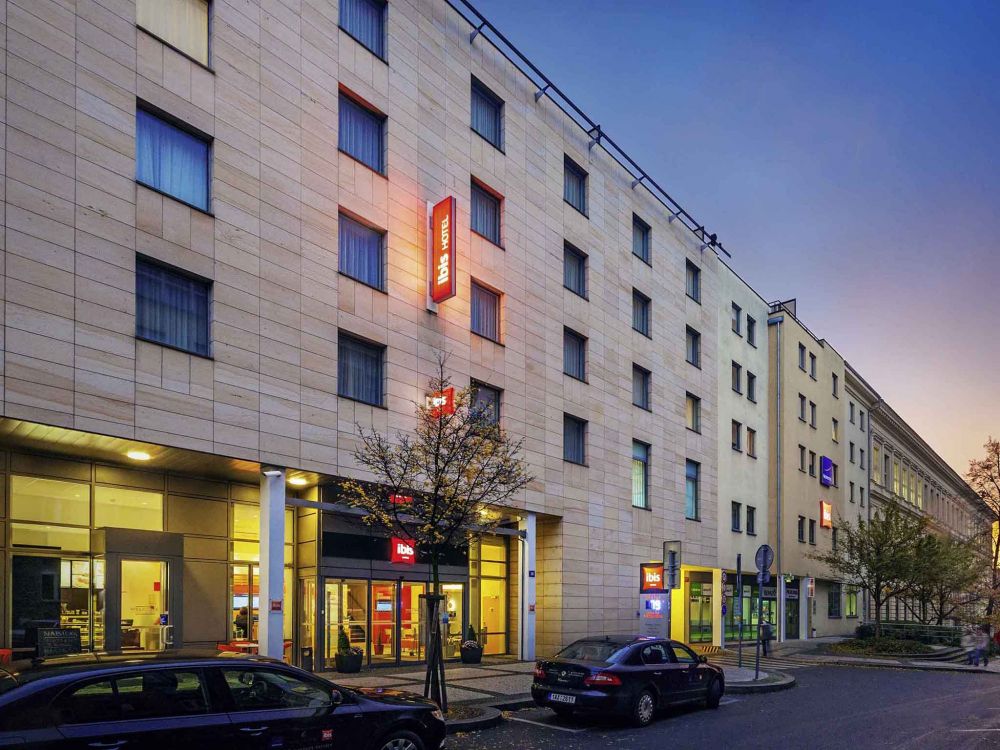 Ibis Praha Wenceslas Square 3*