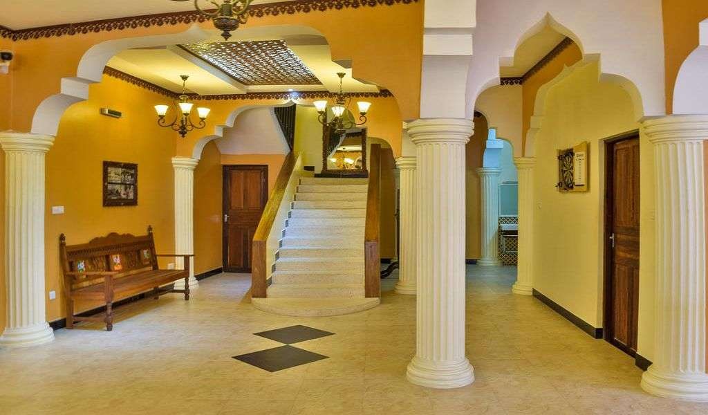 Tembo Palace Hotel 4*