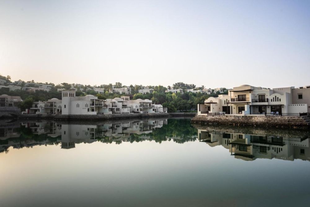 The Cove Rotana Resort 5*