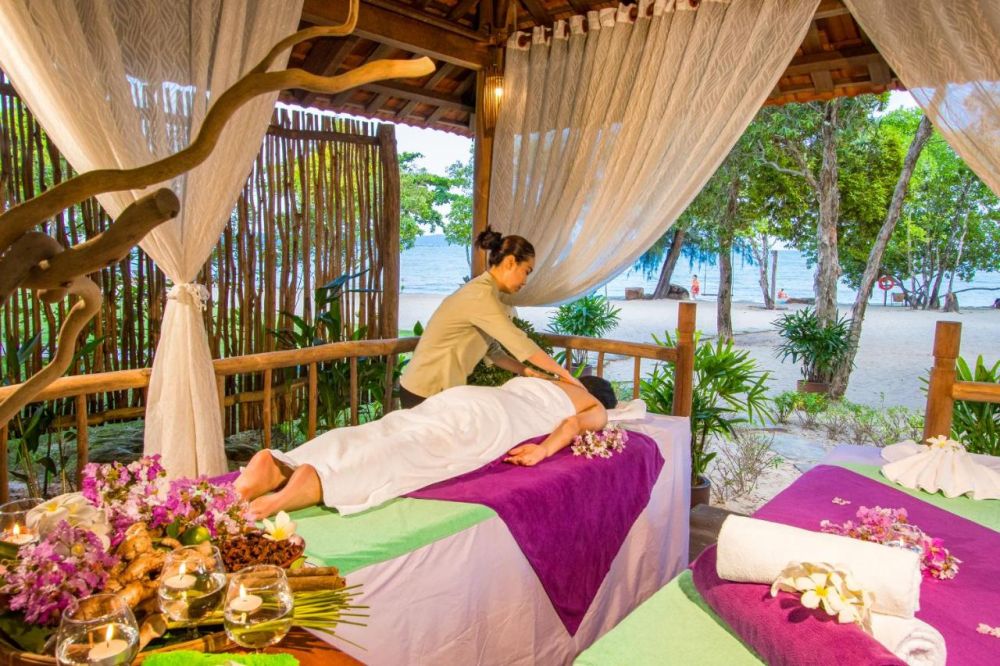 Green Bay Phu Quoc Resort & Spa 4*