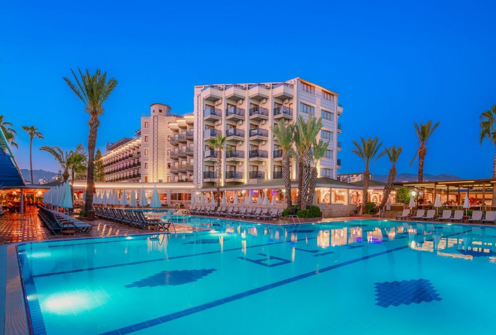 Caretta Beach Hotel 4*